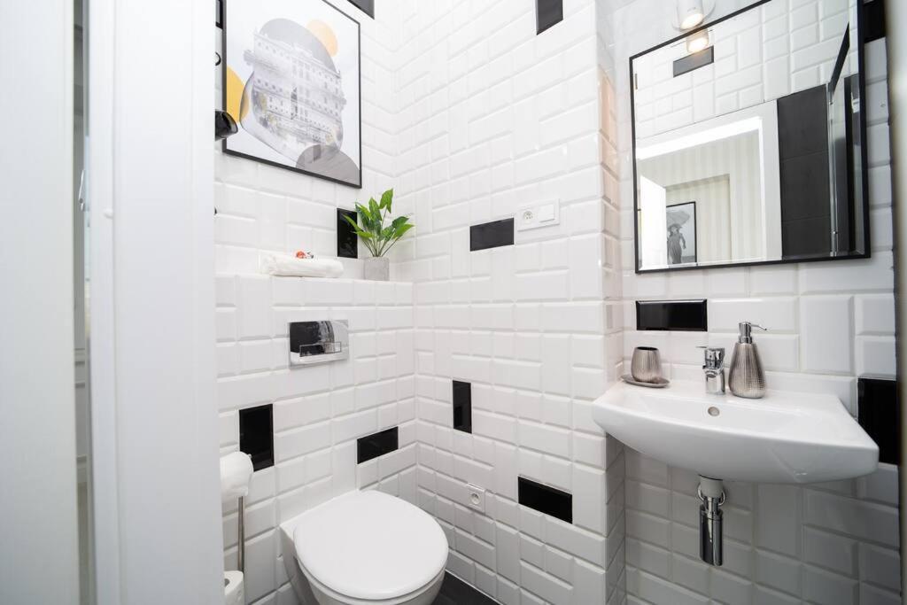 Alton Aleje Apartment 3 وارسو المظهر الخارجي الصورة